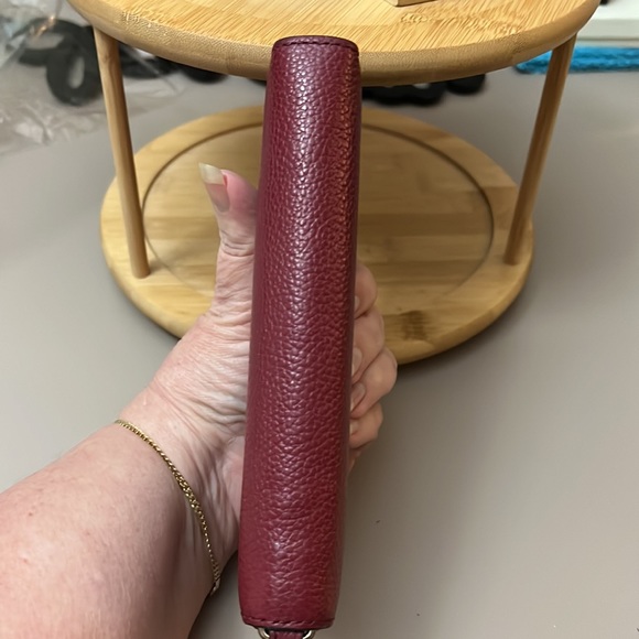 MICHAEL KORS LEATHER CONTINENTAL WALLET - Picture 8 of 12